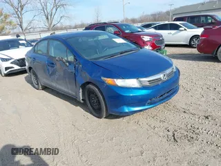 2012 Honda Civic LX z VIN 19XFB2F51CE068712, wystawiony jako IAAI lot #41526823 z przebiegiem Nie podano mil oraz . Historia ofert i sprzedaży dostępna na DreamBid. Obrazek 1.