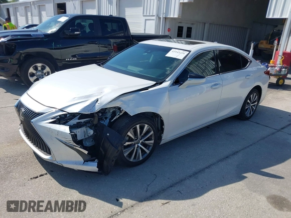 2019 Lexus ES with VIN 58ABZ1B13KU027719, listed as a IAAI auction lot 41945226 with 37,453 mi miles. Bid and sale history available at carsss.com. Image 17.