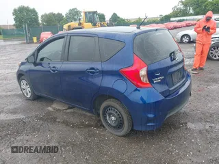 2019 Nissan Note SV z VIN 3N1CE2CP2KL362956, wystawiony jako IAAI lot #42357536 z przebiegiem 84 482 mil mil oraz . Historia ofert i sprzedaży dostępna na DreamBid. Obrazek 3.