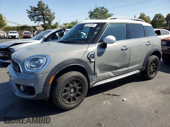 2018 MINI Countryman Cooper S with VIN WMZYT3C32J3E00307, listed as a Copart auction lot 62218445 with 41,652 mi miles and Salvage title. Bid and sale history available at DreamBid. Image 1.
