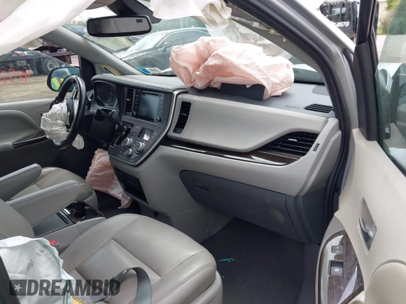 2020 Toyota Sienna XLE Auto Access Seat с VIN 5TDYZ3DC9LS080706, выставлен на аукционе IAAI как лот 42526502 с пробегом 43 016 миль миль и . История ставок и продаж доступна на DreamBid. Изображение 5.
