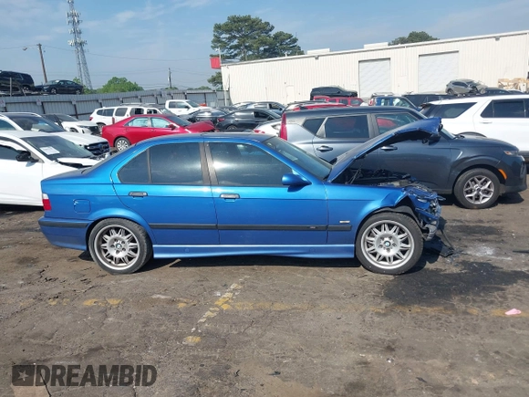 1998 BMW 3 Series z VIN WBSCD9324WEE08785, wystawiony jako IAAI lot #42065988 z przebiegiem 202 400 mil mil oraz . Historia ofert i sprzedaży dostępna na DreamBid. Obrazek 13.