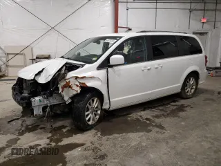 2019 Dodge Grand Caravan SXT with VIN 2C4RDGCG7KR775174, listed as a Copart auction lot 44920265 with 122,000 mi miles and Salvage Title. Bid and sale history available at DreamBid. Image 1.