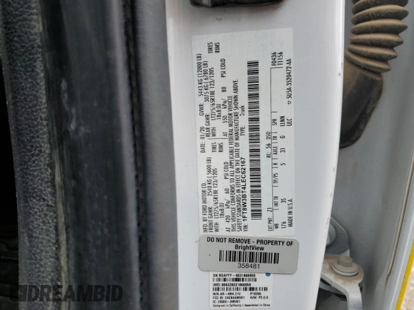 2020 Ford F-350 XL z VIN 1FT8W3BT4LEC62167, wystawiony jako Copart lot #56454405 z przebiegiem 109 943 mil mil oraz Czysty tytuł • Clean title. Historia ofert i sprzedaży dostępna na DreamBid. Obrazek 12.