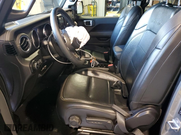 2022 Jeep Wrangler Unlimited Sahara z VIN 1C4HJXEN4NW262444, wystawiony jako Copart lot #45808695 z przebiegiem 44 517 mil mil oraz Szkoda całkowita • Salvage title. Historia ofert i sprzedaży dostępna na DreamBid. Obrazek 7.