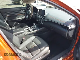 2019 Nissan Altima SR with VIN 1N4BL4CV8KC201828, listed as a IAAI auction lot 41728892 with 124,879 mi miles and . Bid and sale history available at carsss.com. Image 5.