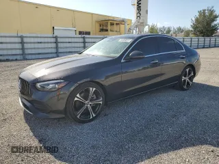 2022 Mercedes-Benz C 300 z VIN W1KAF4GB7NR041381, wystawiony jako Copart lot #52912145 z przebiegiem 88 668 mil mil oraz Czysty tytuł • Clean title. Historia ofert i sprzedaży dostępna na DreamBid. Obrazek 1.