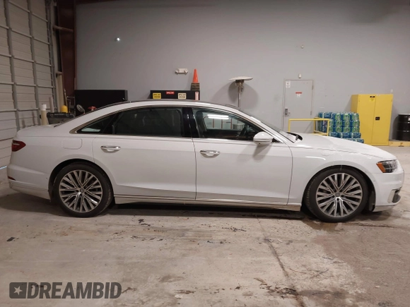 2019 Audi A8 L with VIN WAU8DAF89KN008109, listed as a IAAI auction lot 41636057 with 34,325 mi miles. Bid and sale history available at carsss.com. Image 13.