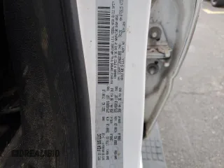 2019 Ram 1500 Tradesman z VIN 1C6SRFCT2KN621955, wystawiony jako Copart lot #74845524 z przebiegiem 123 786 mil mil oraz Szkoda całkowita • Salvage title. Historia ofert i sprzedaży dostępna na DreamBid. Obrazek 12.