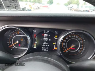 2019 Jeep Wrangler Unlimited Sport S с VIN 1C4HJXDG6KW571640, выставлен на аукционе IAAI как лот 42299078 с пробегом 51 928 миль миль и . История ставок и продаж доступна на DreamBid. Изображение 7.