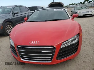 2014 Audi R8 z VIN WUAVNAFG9EN000206, wystawiony jako Copart lot #76712994 z przebiegiem Nie podano mil oraz Nie do naprawy • Non repairable. Historia ofert i sprzedaży dostępna na DreamBid. Obrazek 5.