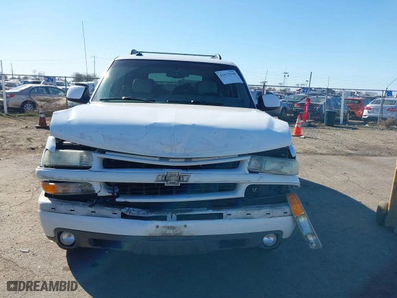 2003 Chevrolet Tahoe Z71 with VIN 1GNEK13T73R225437, listed as a IAAI auction lot 41679198 with 199,048 mi miles. Bid and sale history available at carsss.com. Image 6.
