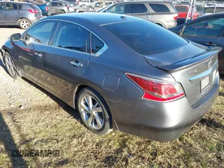 2015 Nissan Altima 2.5 with VIN 1N4AL3AP8FN357565, listed as a IAAI auction lot 41661420 with 167,530 mi miles and . Bid and sale history available at DreamBid. Image 3.