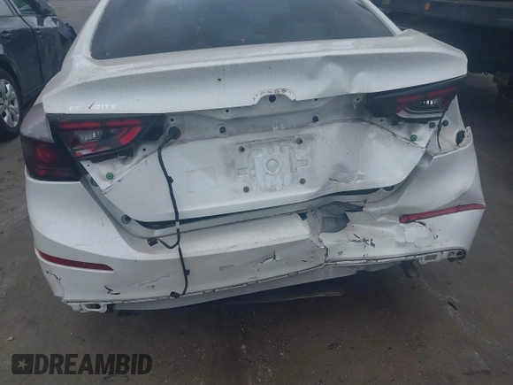 2019 Honda Insight Touring with VIN 19XZE4F91KE007748, listed as a IAAI auction lot 40233174 with 78,036 mi miles and . Bid and sale history available at DreamBid. Image 6.