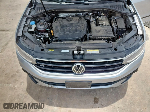 2022 Volkswagen Tiguan SE R-Line Black with VIN 3VVCB7AX5NM016910, listed as a Copart auction lot 57120005 with 54,812 mi miles and Salvage title. Bid and sale history available at DreamBid. Image 12.