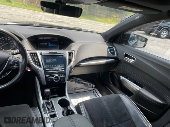 2019 Acura TLX w/A-Spec Pkg z VIN 19UUB1F63KA003695, wystawiony jako Copart lot #61098085 z przebiegiem 46 935 mil mil oraz Szkoda całkowita • Salvage title. Historia ofert i sprzedaży dostępna na DreamBid. Obrazek 9.
