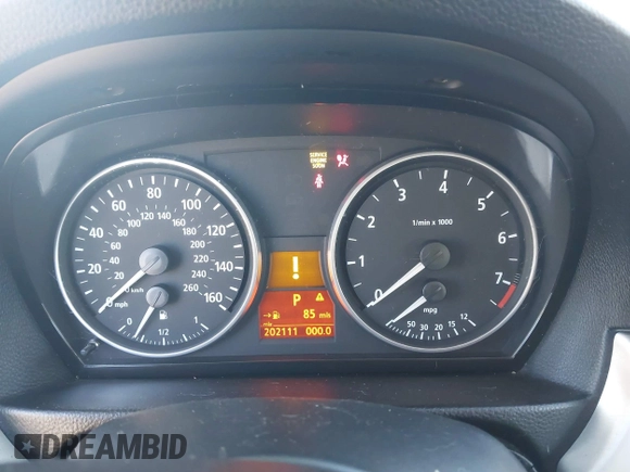 2007 BMW 3 Series 328i with VIN WBAVA33517KX71235, listed as a IAAI auction lot 41844096 with 202,111 mi miles and . Bid and sale history available at DreamBid. Image 7.