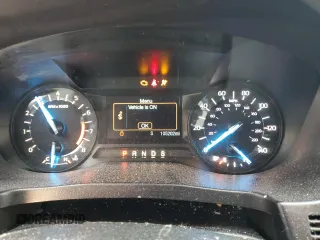 2018 Ford Explorer z VIN 1FM5K7BH0JGA66905, wystawiony jako Copart lot #82621624 z przebiegiem 105 202 mil mil oraz Szkoda całkowita • Salvage title. Historia ofert i sprzedaży dostępna na DreamBid. Obrazek 9.