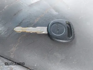 2001 GMC Yukon Denali z VIN 1GKEK63U21J222783, wystawiony jako IAAI lot #41443565 z przebiegiem Nie podano mil oraz . Historia ofert i sprzedaży dostępna na DreamBid. Obrazek 11.