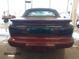 2001 Pontiac Firebird with VIN 2G2FS32K112121774, listed as a IAAI auction lot 41357815 with 1 mi miles. Bid and sale history available at carsss.com. Image 17.