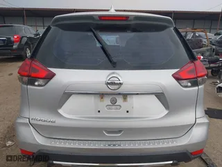 2017 Nissan Rogue SL with VIN 5N1AT2MT0HC884071, listed as a IAAI auction lot 41879410 with 1 mi miles. Bid and sale history available at carsss.com. Image 16.