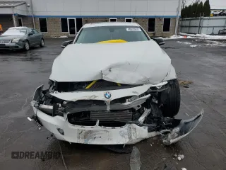 2013 BMW 3 Series 328i xDrive with VIN WBA3B5C5XDF593068, listed as a Copart auction lot 44933655 with 81,193 mi miles and Salvage Title. Bid and sale history available at carsss.com. Image 5.