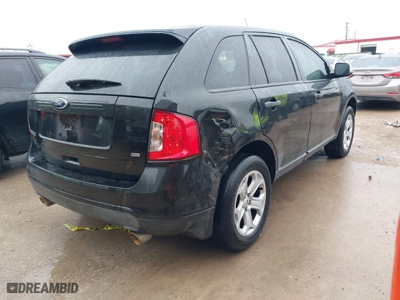 2013 Ford Edge SE with VIN 2FMDK4GC2DBA68769, listed as a IAAI auction lot 41960765 with 111,699 mi miles. Bid and sale history available at carsss.com. Image 4.