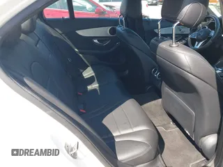 2019 Mercedes-Benz C 300 z VIN 55SWF8DB4KU285419, wystawiony jako IAAI lot #41977720 z przebiegiem 75 156 mil mil oraz . Historia ofert i sprzedaży dostępna na DreamBid. Obrazek 8.