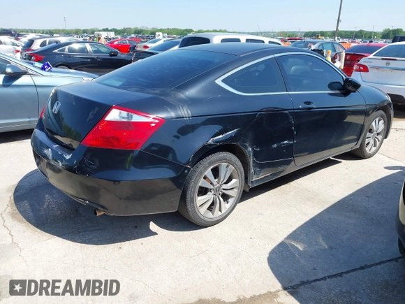 2009 Honda Accord EX z VIN 1HGCS127X9A001687, wystawiony jako IAAI lot #41981249 z przebiegiem 119 998 mil mil oraz . Historia ofert i sprzedaży dostępna na DreamBid. Obrazek 4.