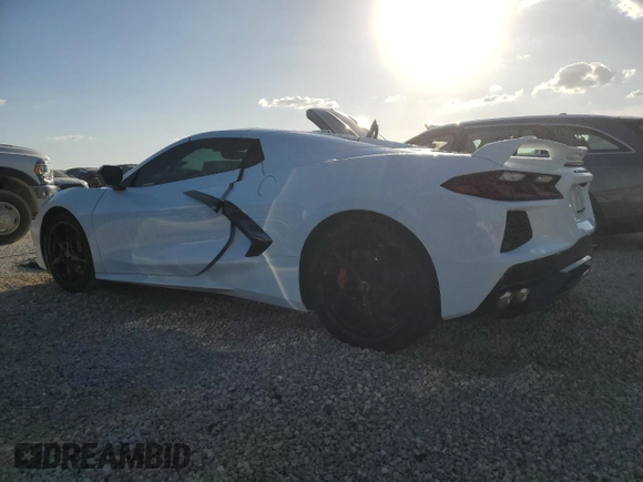 2020 Chevrolet Corvette 3LT with VIN 1G1Y83D49L5117408, listed as a Copart auction lot 76992104 with 2,828 mi miles and Non Repairable. Bid and sale history available at carsss.com. Image 2.