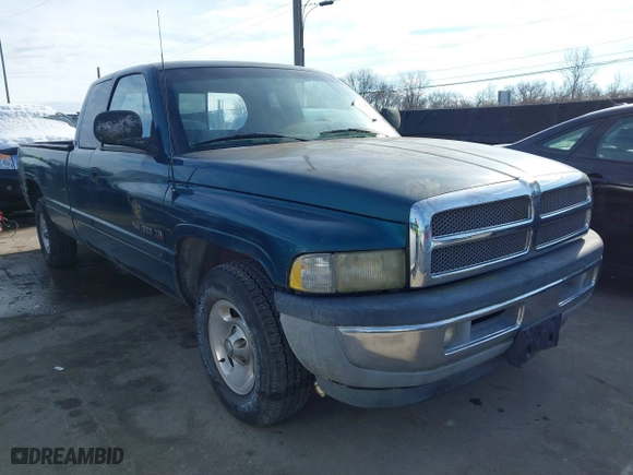 1998 Dodge Ram 1500 with VIN 1B7HC13Z5WJ102813, listed as a IAAI auction lot 41441047 with 66,031 mi miles. Bid and sale history available at carsss.com. Image 1.
