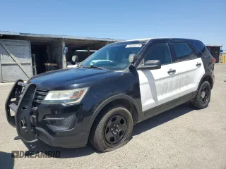 2016 Ford Police Interceptor Utility z VIN 1FM5K8ARXGGA52390, wystawiony jako Copart lot #60826115 z przebiegiem 139 844 mil mil oraz Czysty tytuł • Clean title. Historia ofert i sprzedaży dostępna na DreamBid. Obrazek 1.