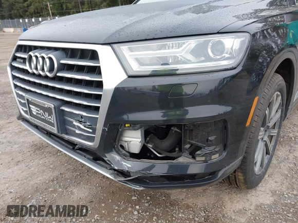 2018 Audi Q7 Premium Plus with VIN WA1LHAF76JD000508, listed as a IAAI auction lot 41837269 with 96,296 mi miles. Bid and sale history available at carsss.com. Image 6.