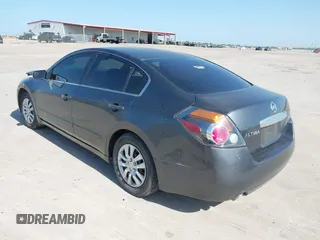 2012 Nissan Altima 2.5 S with VIN 1N4AL2APXCC209189, listed as a IAAI auction lot 42012029 with 181,507 mi miles. Bid and sale history available at carsss.com. Image 3.