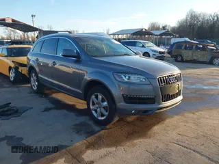 2013 Audi Q7 3.0T Premium Plus with VIN WA1LGAFE6DD001695, listed as a IAAI auction lot 41305081 with 132,912 mi miles. Bid and sale history available at carsss.com. Image 1.