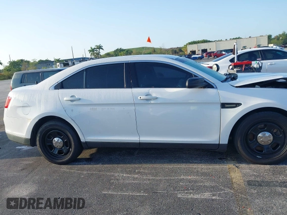 2017 Ford Police Interceptor with VIN 1FAHP2L80HG133684, listed as a IAAI auction lot 42018737 with 43,381 mi miles and . Bid and sale history available at DreamBid. Image 13.