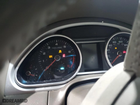 2015 Audi Q7 3.0T Premium Plus with VIN WA1LGAFE1FD020402, listed as a Copart auction lot 45345045 with 0 mi miles and Salvage Title. Bid and sale history available at carsss.com. Image 9.