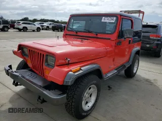 1992 Jeep Wrangler with VIN 2J4FY29S3NJ535736, listed as a Copart auction lot 67747244 with 144,912 mi miles and Salvage Title. Bid and sale history available at carsss.com. Image 1.