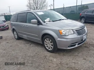 2014 Chrysler Town & Country Touring with VIN 2C4RC1BG7ER365013, listed as a IAAI auction lot 42028026 with 178,075 mi miles. Bid and sale history available at carsss.com. Image 1.