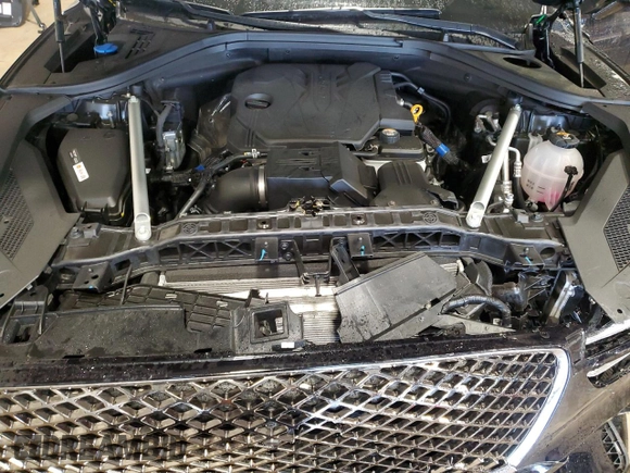 2025 Genesis GV70 2.5T with VIN 5NMMADTB4SH029958, listed as a Copart auction lot 57939415 with 2,333 mi miles and Salvage title. Bid and sale history available at DreamBid. Image 12.
