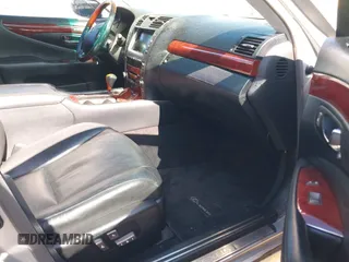 2007 Lexus LS 460 L с VIN JTHGL46F175020133, выставлен на аукционе IAAI как лот 41641173 с пробегом 179 107 миль миль и . История ставок и продаж доступна на DreamBid. Изображение 5.