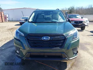 2024 Subaru Forester Limited with VIN JF2SKALC0RH430903, listed as a IAAI auction lot 41609553 with 6,050 mi miles. Bid and sale history available at carsss.com. Image 12.