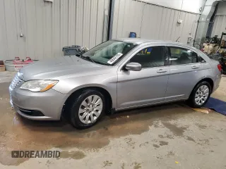 2013 Chrysler 200 LX with VIN 1C3CCBAG7DN737043, listed as a Copart auction lot 48642795 with 85,433 mi miles and Clean Title. Bid and sale history available at carsss.com. Image 1.