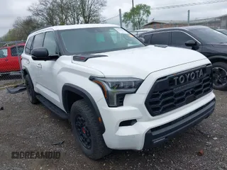2023 Toyota Sequoia SR5 with VIN 7SVAAABA5PX007207, listed as a IAAI auction lot 41890449 with 17,290 mi miles. Bid and sale history available at carsss.com. Image 1.