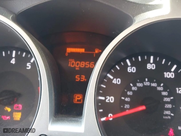 2016 Nissan Juke S with VIN JN8AF5MR8GT601274, listed as a IAAI auction lot 41837920 with 100,856 mi miles. Bid and sale history available at carsss.com. Image 7.