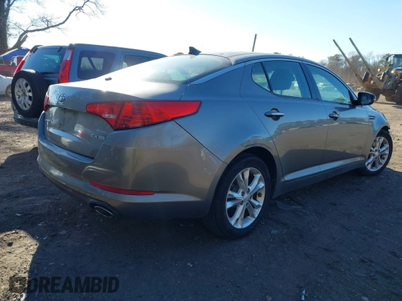 2012 Kia Optima EX with VIN 5XXGN4A7XCG071289, listed as a IAAI auction lot 41333133 with 107,325 mi miles. Bid and sale history available at carsss.com. Image 4.
