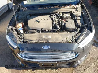 2016 Ford Fusion SE with VIN 1FA6P0HD0G5132790, listed as a IAAI auction lot 40604197 with 300,100 mi miles. Bid and sale history available at carsss.com. Image 10.