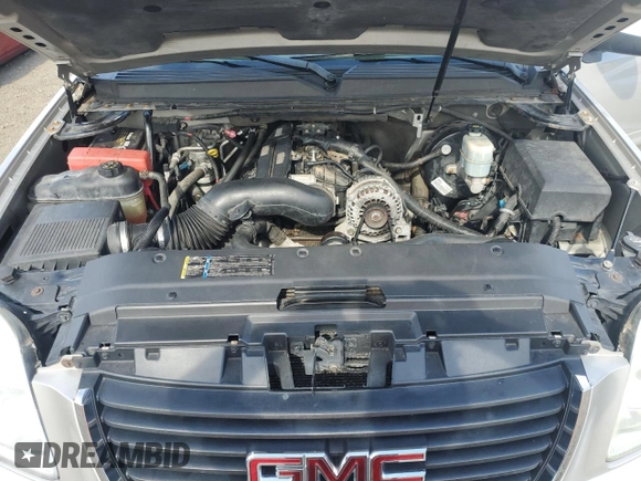 2007 GMC Yukon SLT with VIN 1GKFK13067J145249, listed as a Copart auction lot 73796204 with 185,683 mi miles and Clean Title. Bid and sale history available at DreamBid. Image 12.