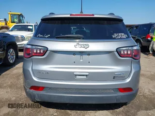 2017 Jeep Compass Latitude with VIN 3C4NJDBB4HT629073, listed as a IAAI auction lot 42231146 with 155,978 mi miles and . Bid and sale history available at DreamBid. Image 16.