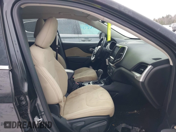 2016 Jeep Cherokee Latitude with VIN 1C4PJMCB9GW130611, listed as a IAAI auction lot 41285929 with 146,179 mi miles and . Bid and sale history available at DreamBid. Image 5.